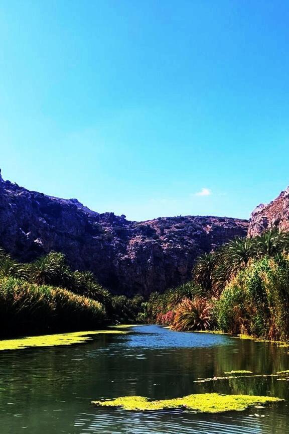 Varsamos Yiannioú Buitenkant foto